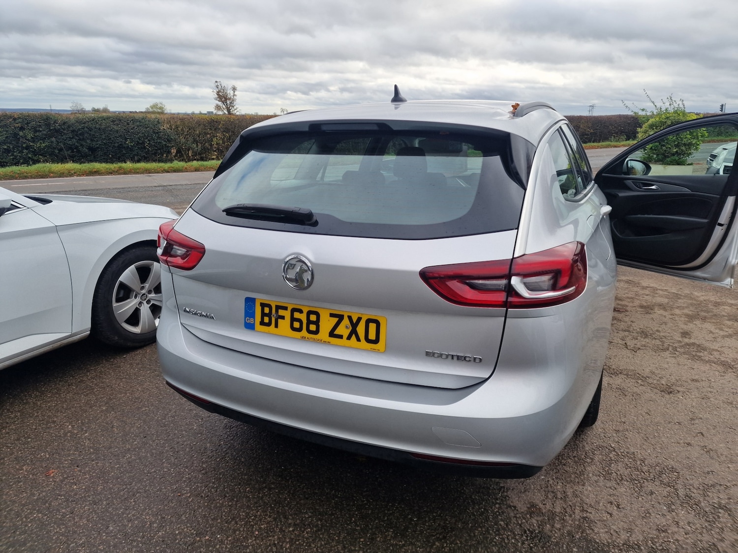 Used Vauxhall Insignia 2018 for sale - 76407647: Photo 6