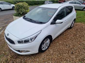 Used Kia Ceed 2015 for sale - 74444842: Photo