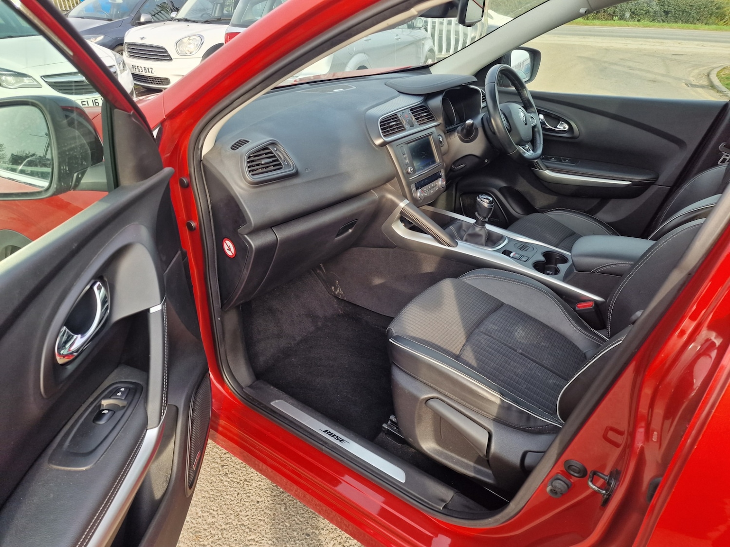 Used Renault Kadjar 2016 for sale - 77963638: Photo 2