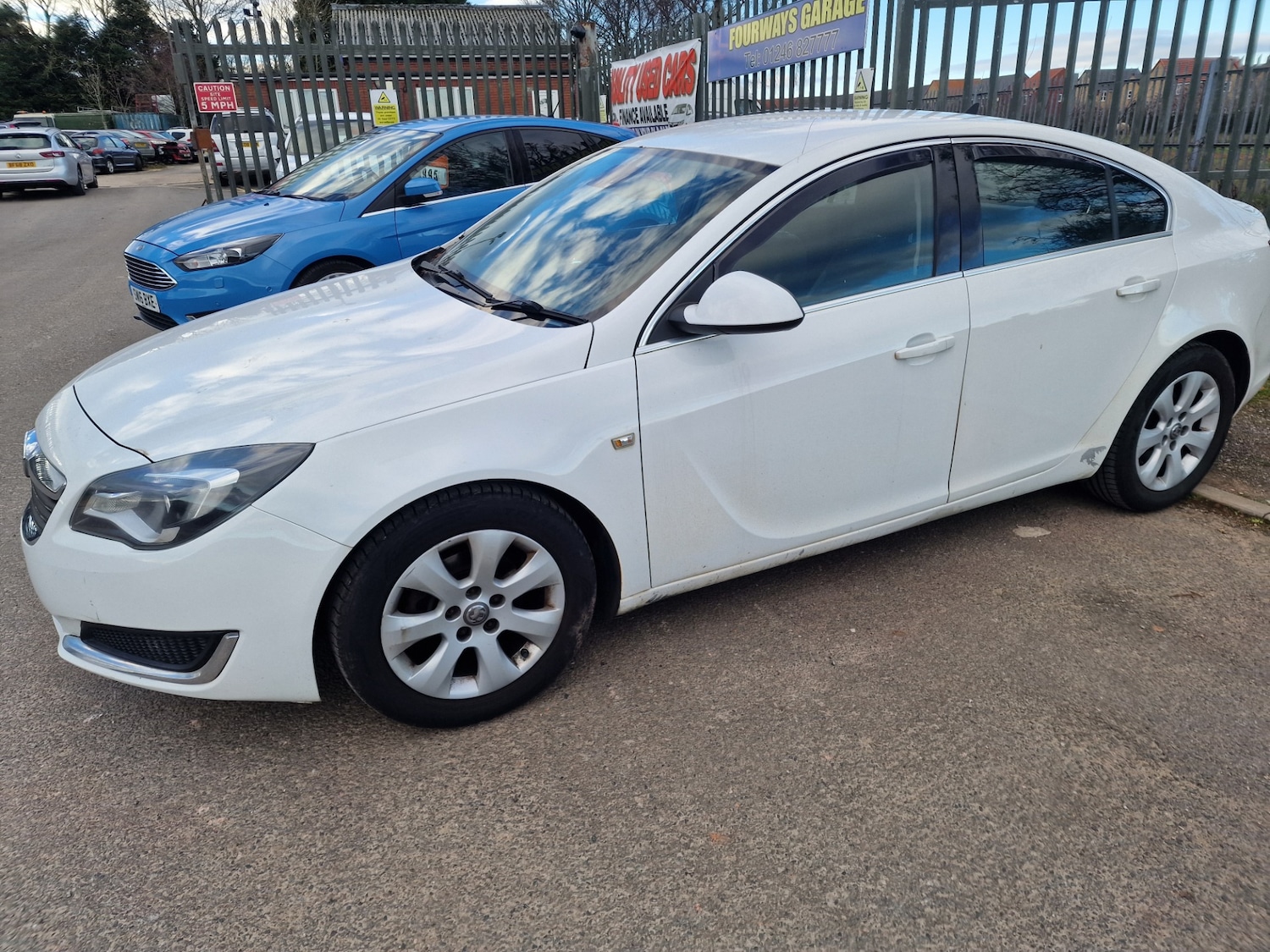 Used Vauxhall Insignia 2016 for sale - 76931779: Photo 3