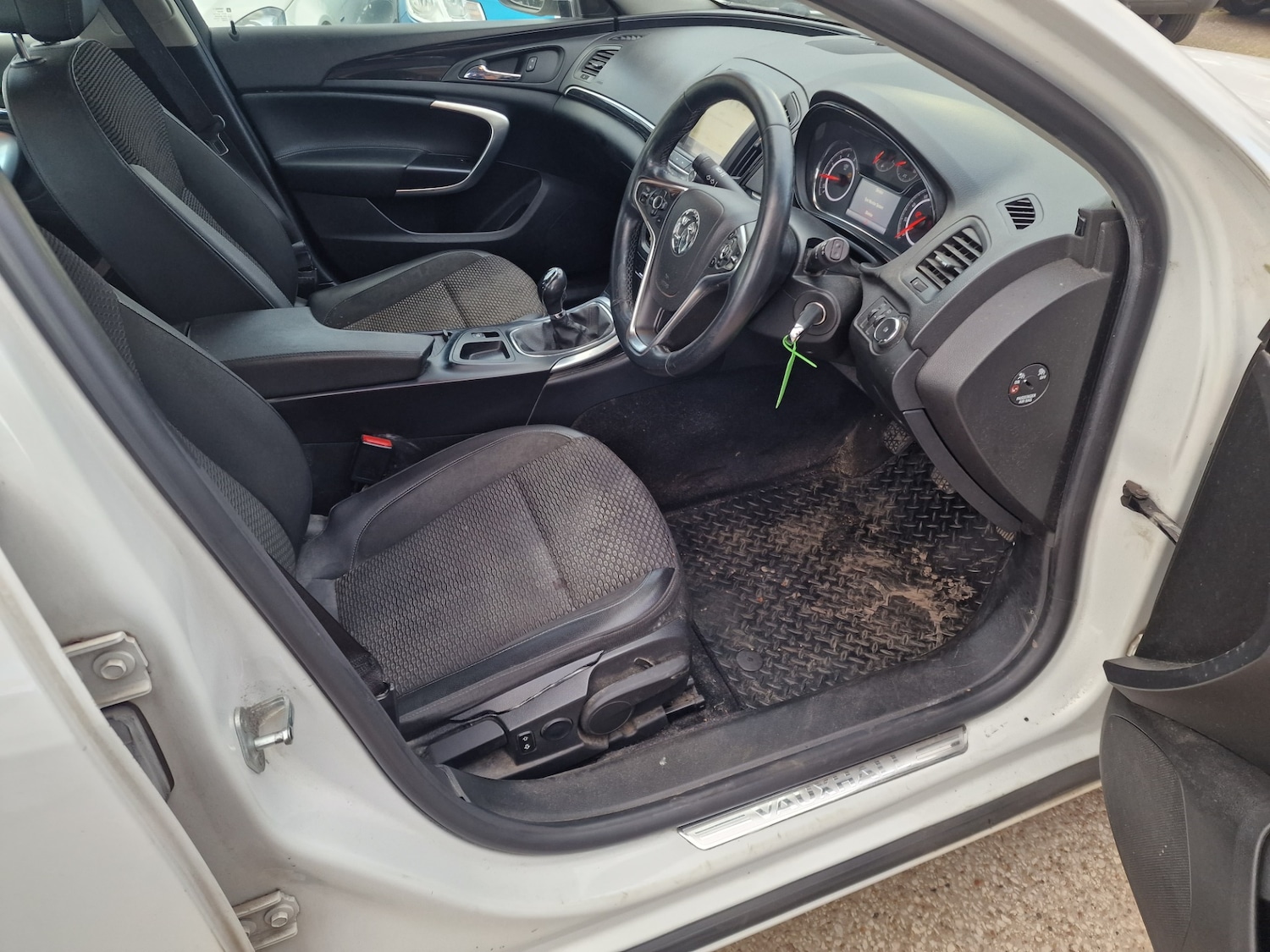 Used Vauxhall Insignia 2016 for sale - 76931779: Photo 9