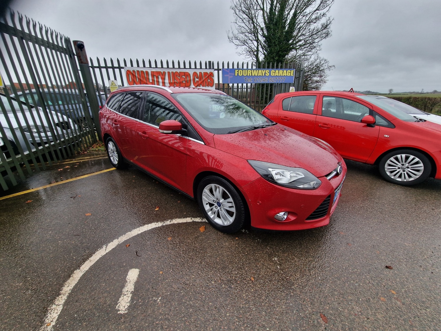 Used Ford Focus 2014 for sale - 76735665: Photo 2