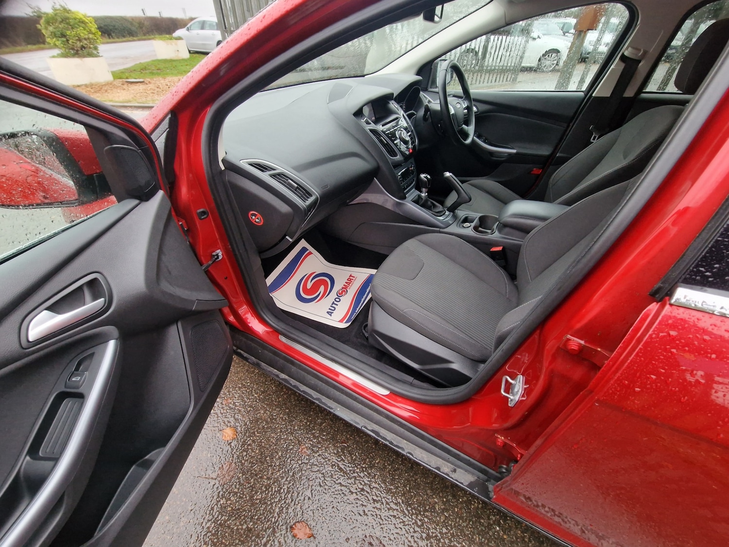 Used Ford Focus 2014 for sale - 76735665: Photo 6