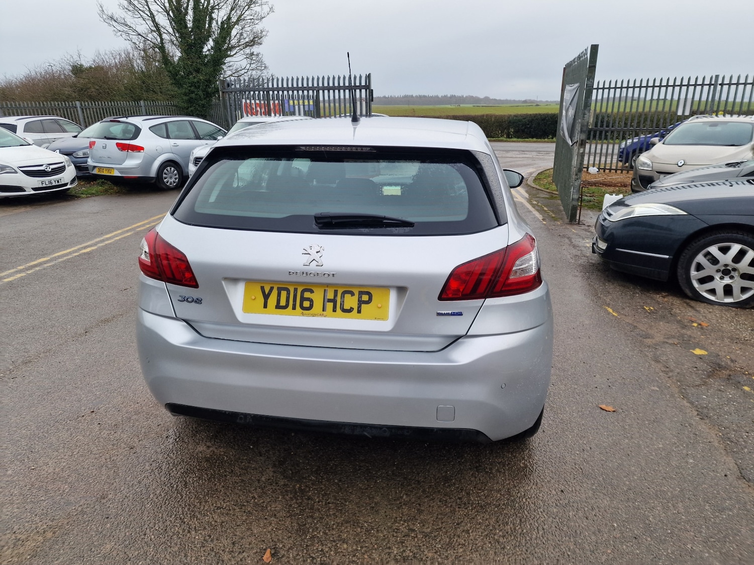 Used Peugeot 308 2016 for sale - 77630921: Photo 8