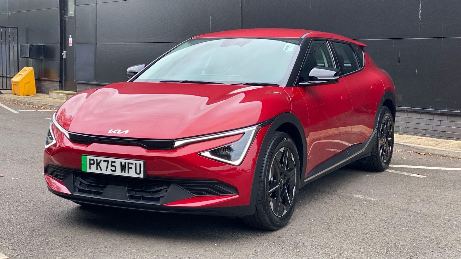 Used Kia EV6 2025 for sale - 77016296: Photo 6