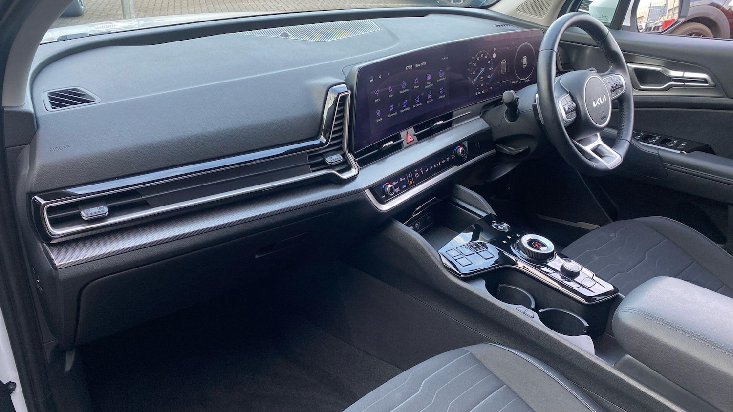 Used Kia Sportage 2025 for sale - 77015749: Photo 8