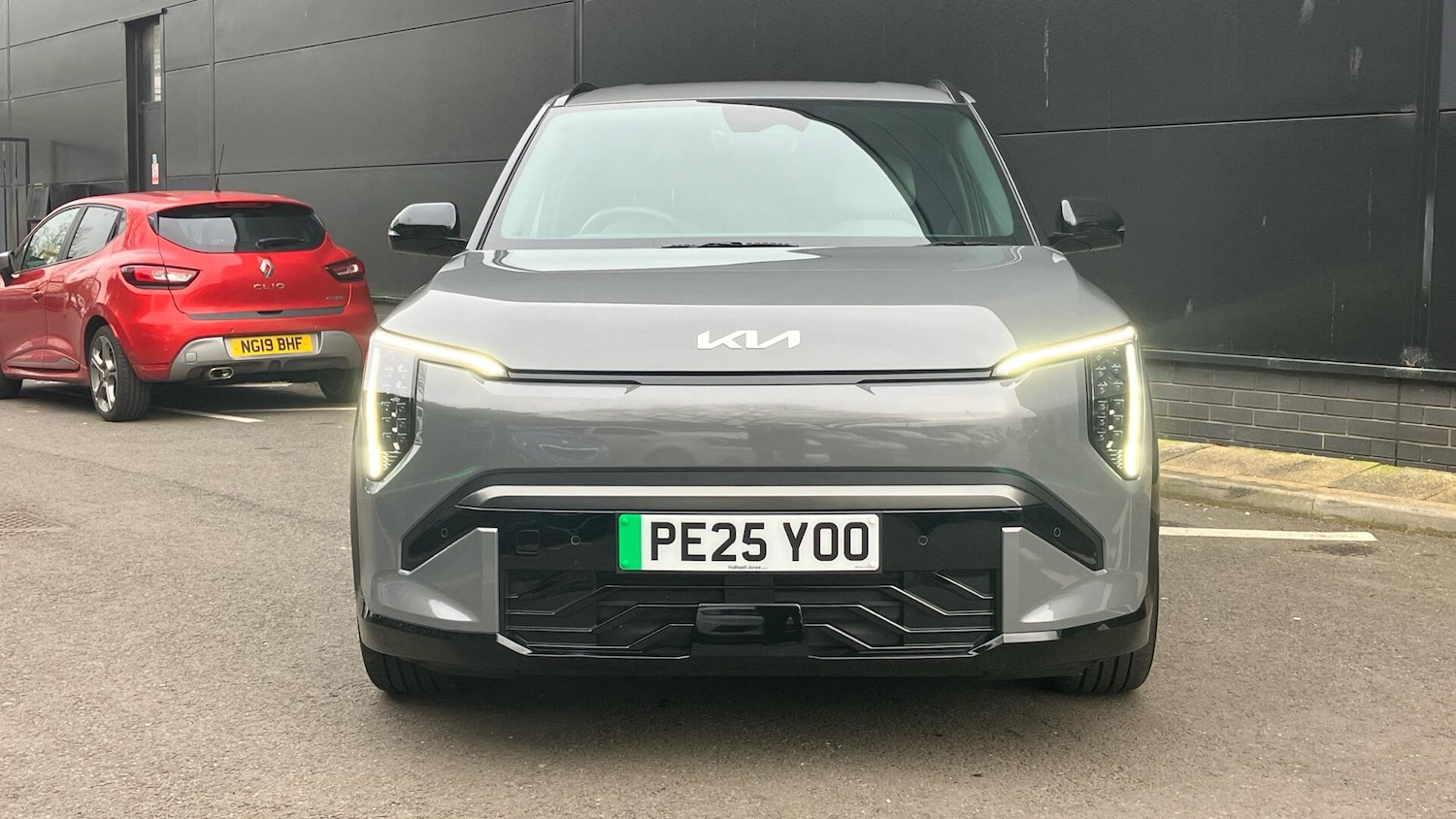 Used Kia EV3 2025 for sale - 77586944: Photo 2