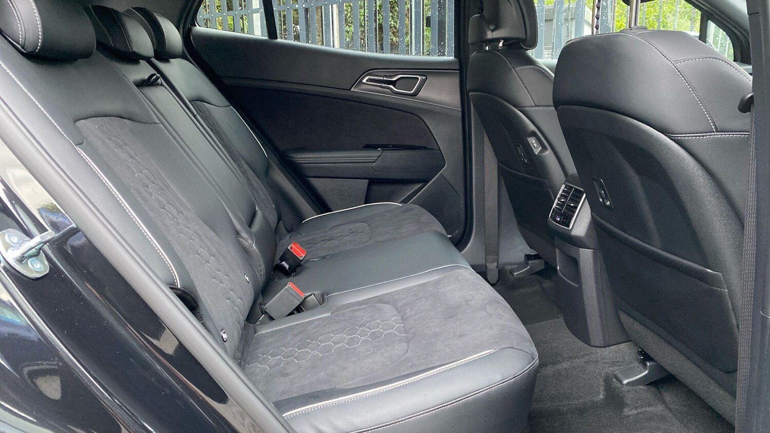 Used Kia Sportage 2025 for sale - 77015256: Photo 12