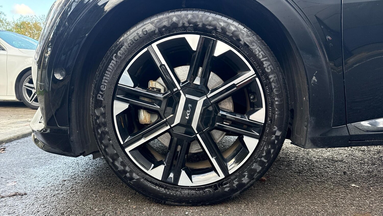 Used Kia EV6 2025 for sale - 77156301: Photo 36