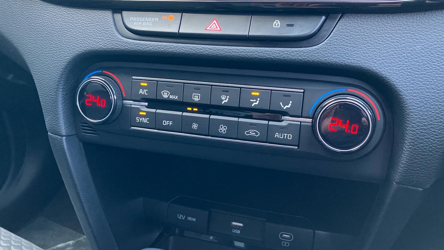 Used Kia XCeed 2025 for sale - 77537799: Photo 16