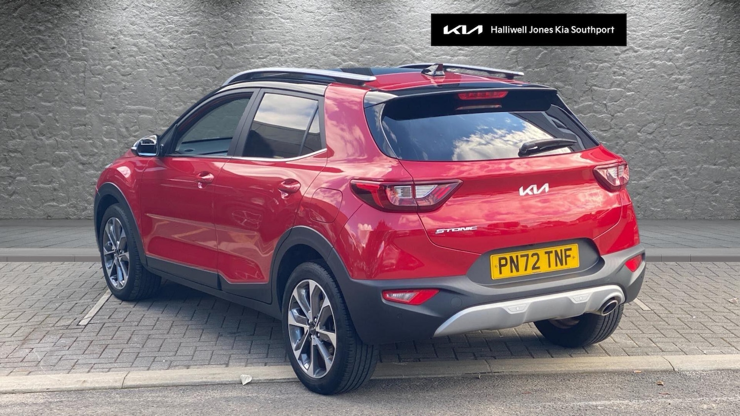 Used Kia Stonic 2022 for sale - 77015491: Photo 2