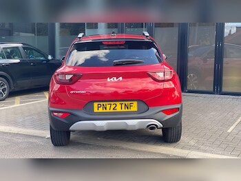 Used Kia Stonic 2022 for sale - 77015491: Photo