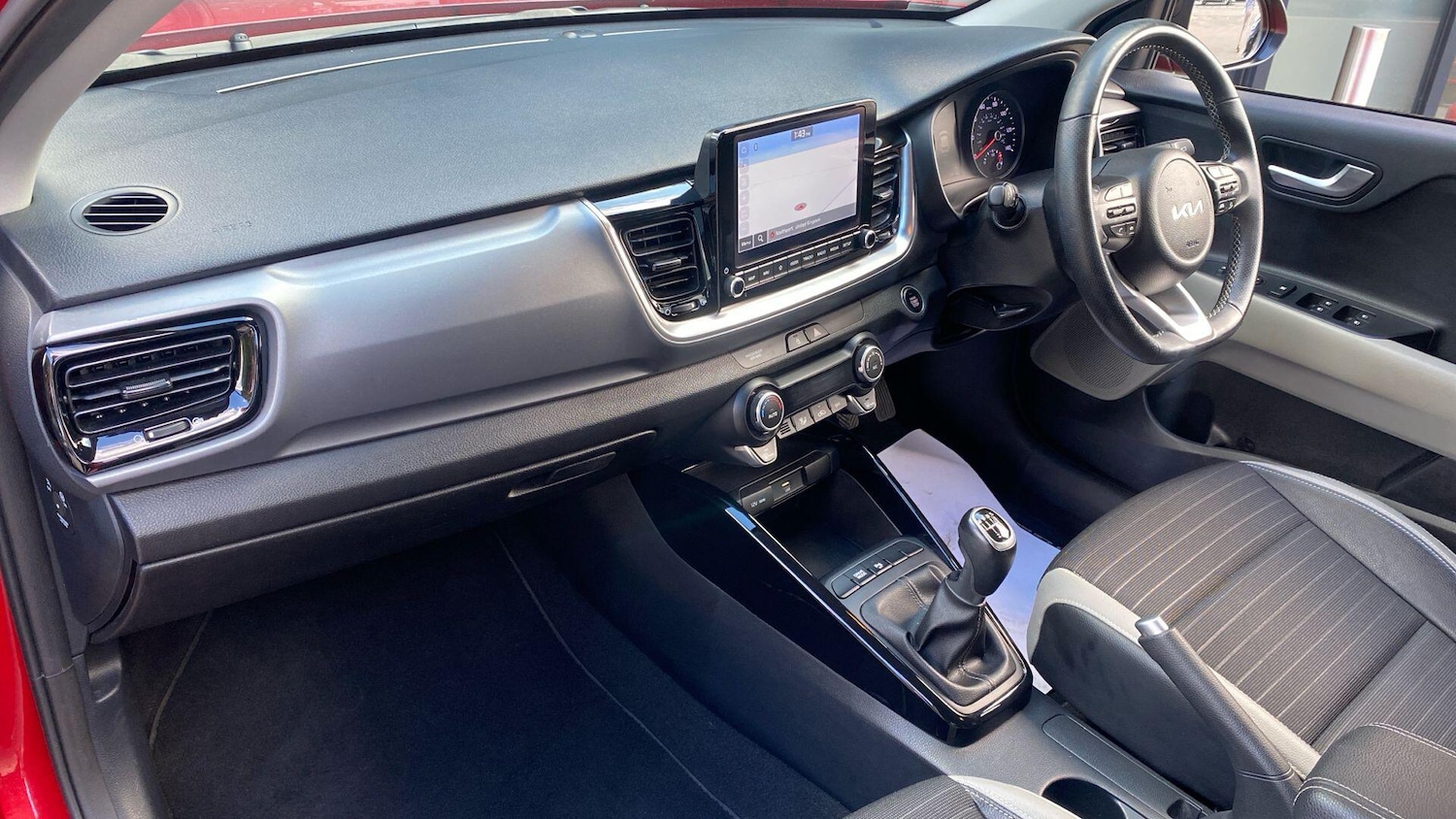 Used Kia Stonic 2022 for sale - 77015491: Photo 8