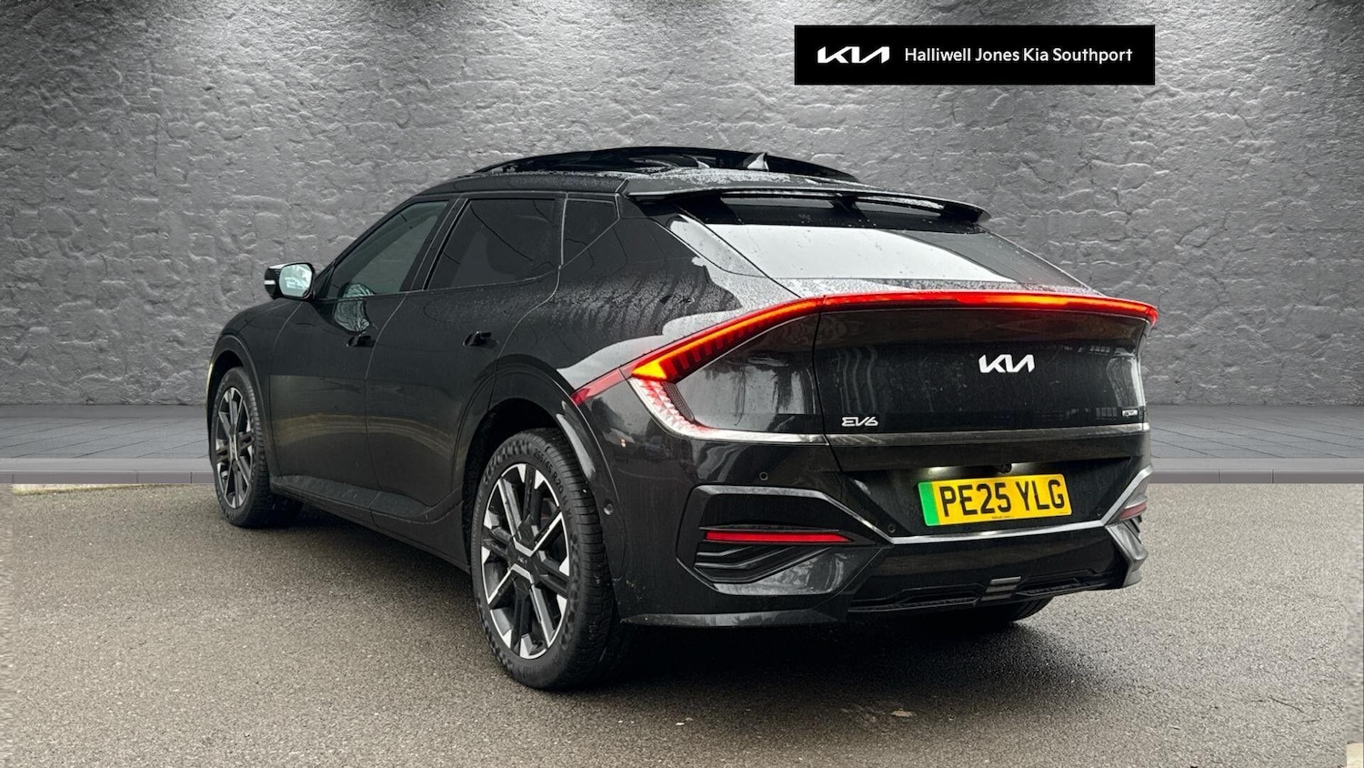 Used Kia EV6 2025 for sale - 77109195: Photo 2