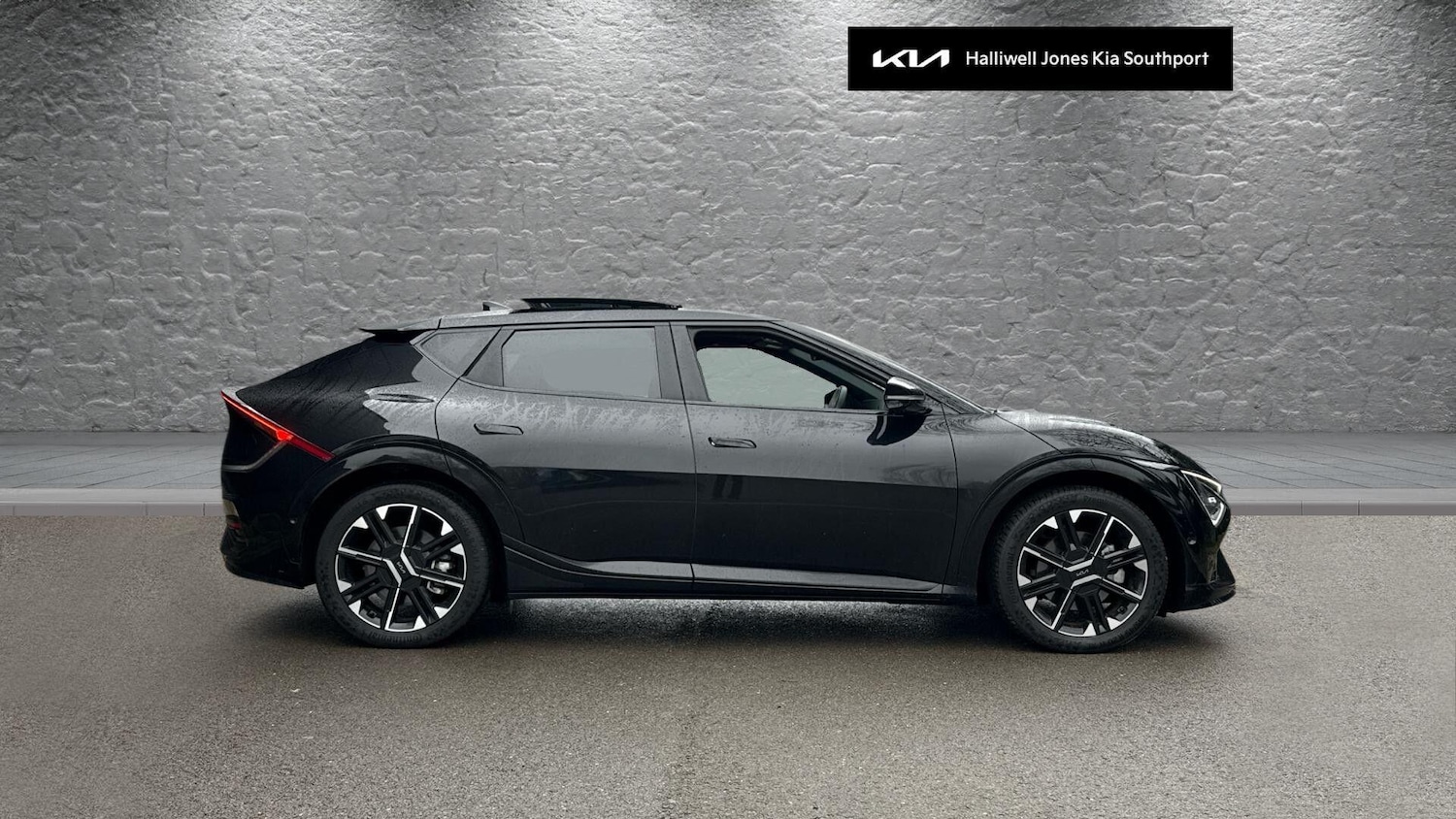 Used Kia EV6 2025 for sale - 77109195: Photo 3