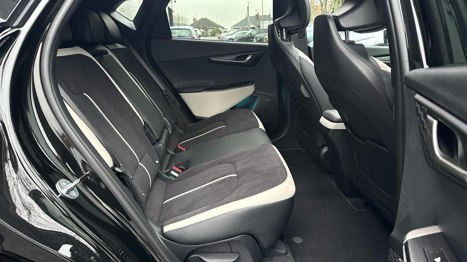 Used Kia EV6 2025 for sale - 77109195: Photo 32