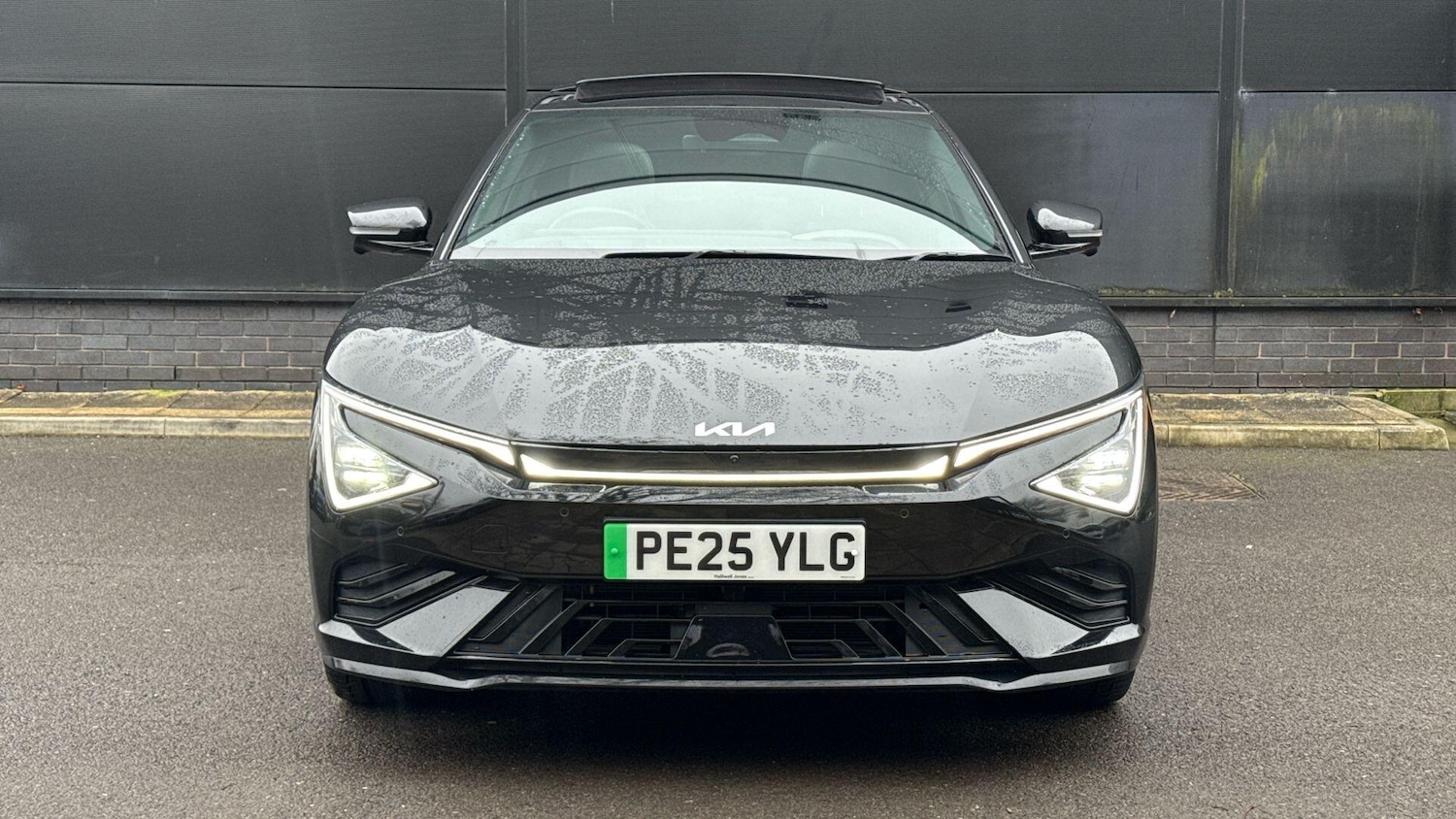 Used Kia EV6 2025 for sale - 77109195: Photo 5