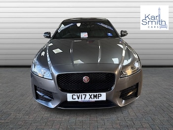 Used Jaguar XF 2017 for sale - 76396119: Photo