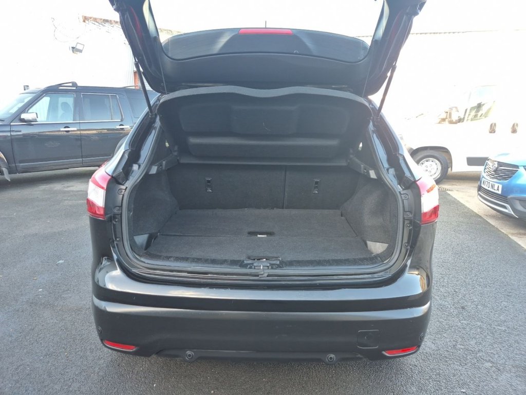 Used Nissan Qashqai 2017 for sale - 76632222: Photo 12