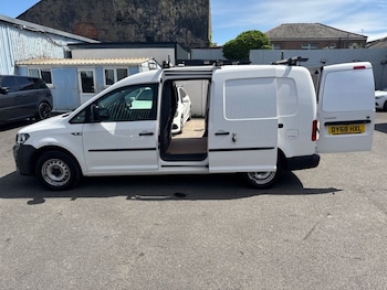 Used Volkswagen Caddy Maxi 2018 for sale - 78734415: Photo