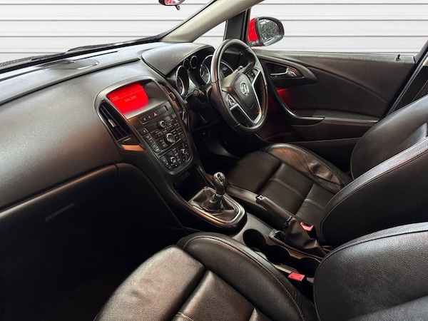 Used Vauxhall Astra 2015 for sale - 76118880: Photo 11
