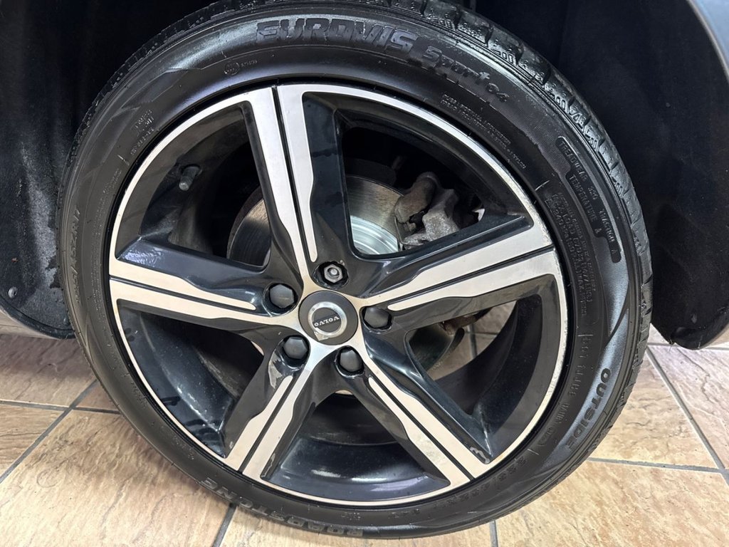 Used Volvo V40 2018 for sale - 76119304: Photo 11