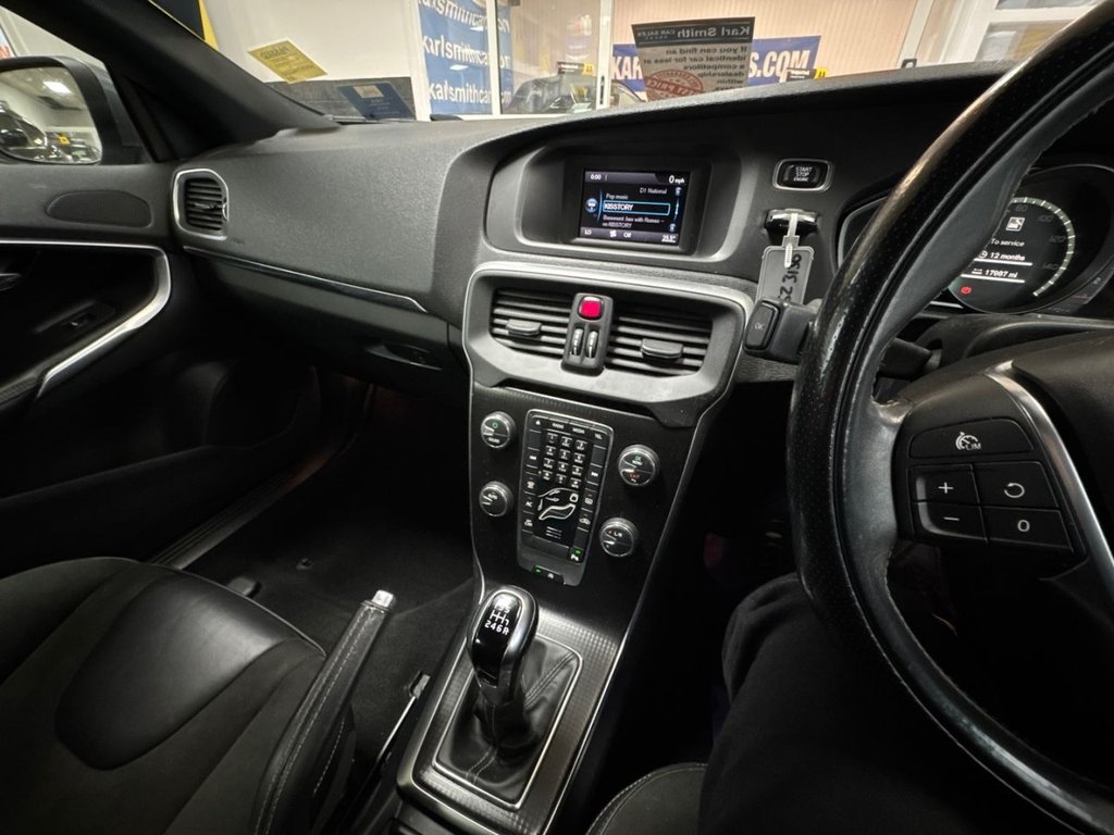 Used Volvo V40 2018 for sale - 76119304: Photo 15