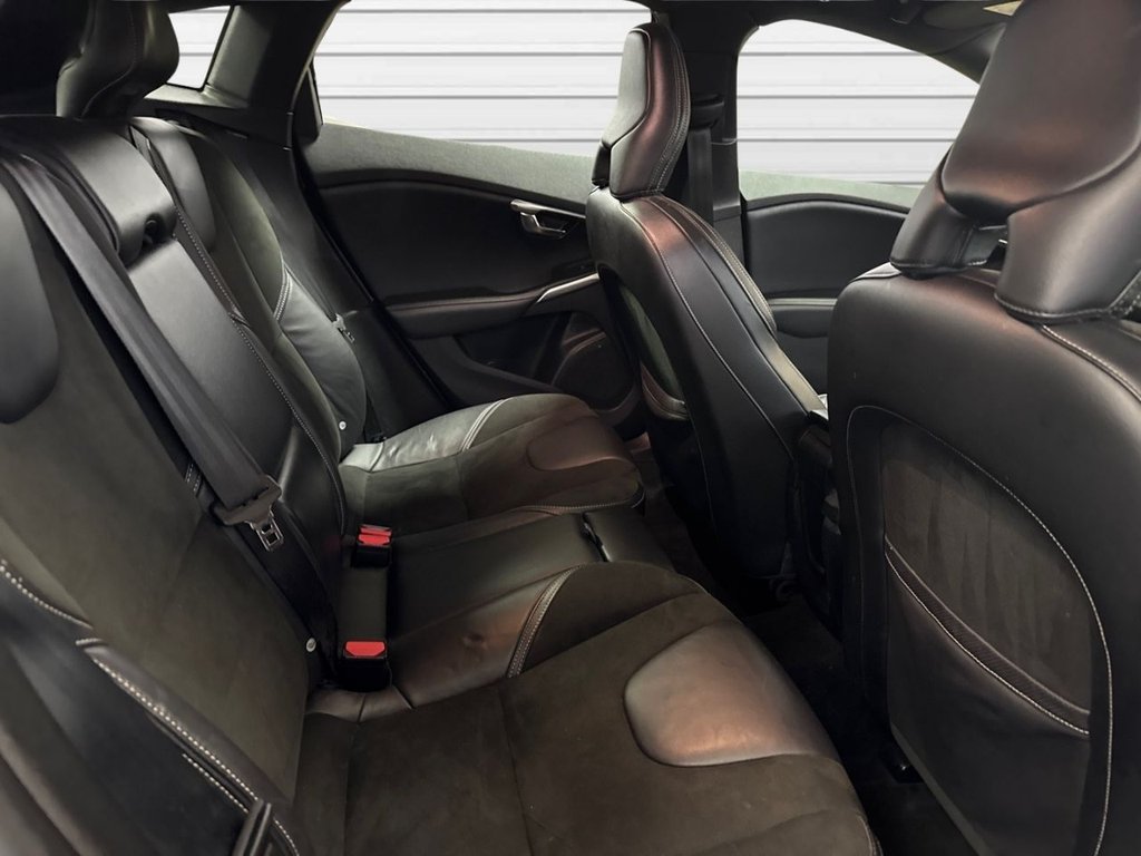 Used Volvo V40 2018 for sale - 76119304: Photo 8