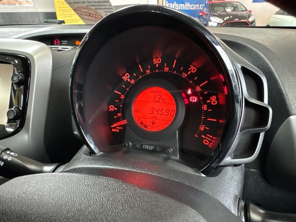 Used Peugeot 108 2016 for sale - 76118885: Photo 16