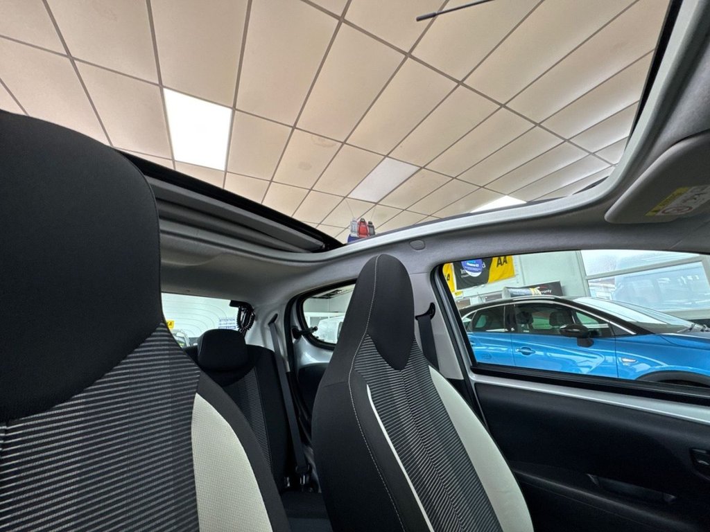 Used Peugeot 108 2016 for sale - 76118885: Photo 17