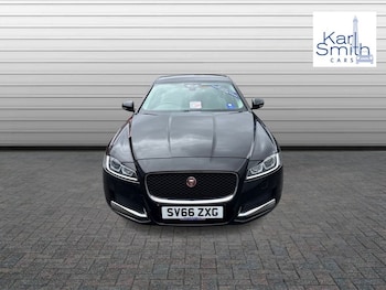 Used Jaguar XF 2016 for sale - 75320736: Photo