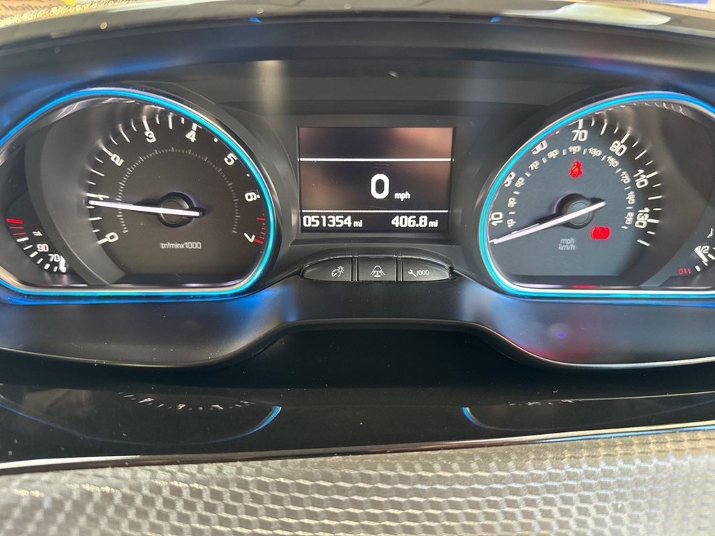 Used Peugeot 2008 2017 for sale - 76617701: Photo 15