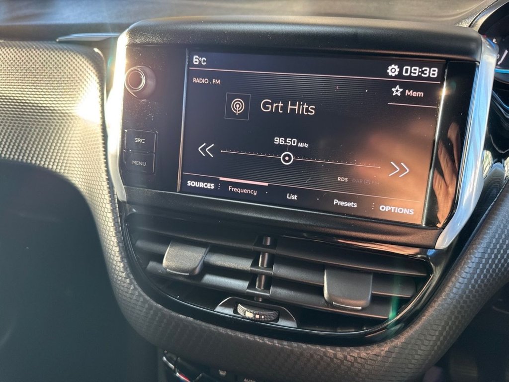 Used Peugeot 2008 2017 for sale - 76617701: Photo 16