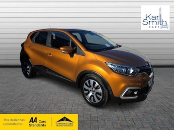 Used Renault Captur 2017 for sale - 78734439: Photo