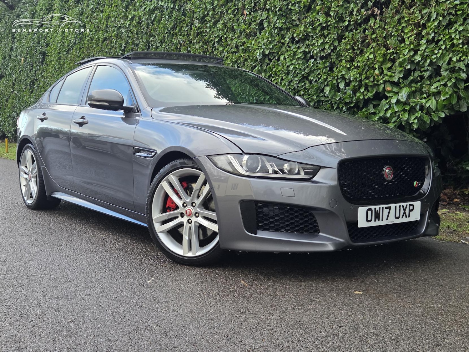 Used Jaguar XE 2017 for sale - 77406508: Photo 1