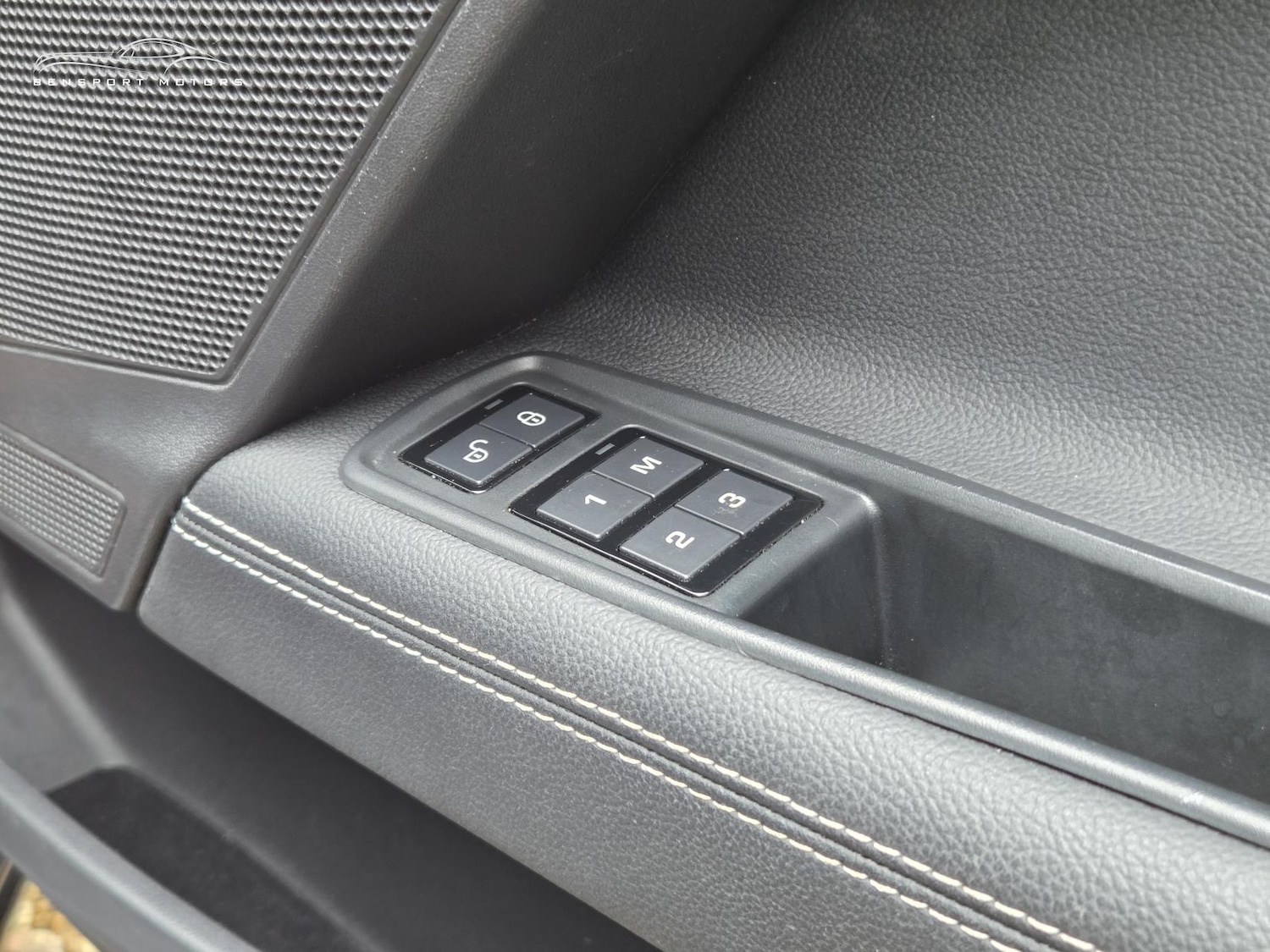 Used Jaguar XE 2017 for sale - 77406508: Photo 18