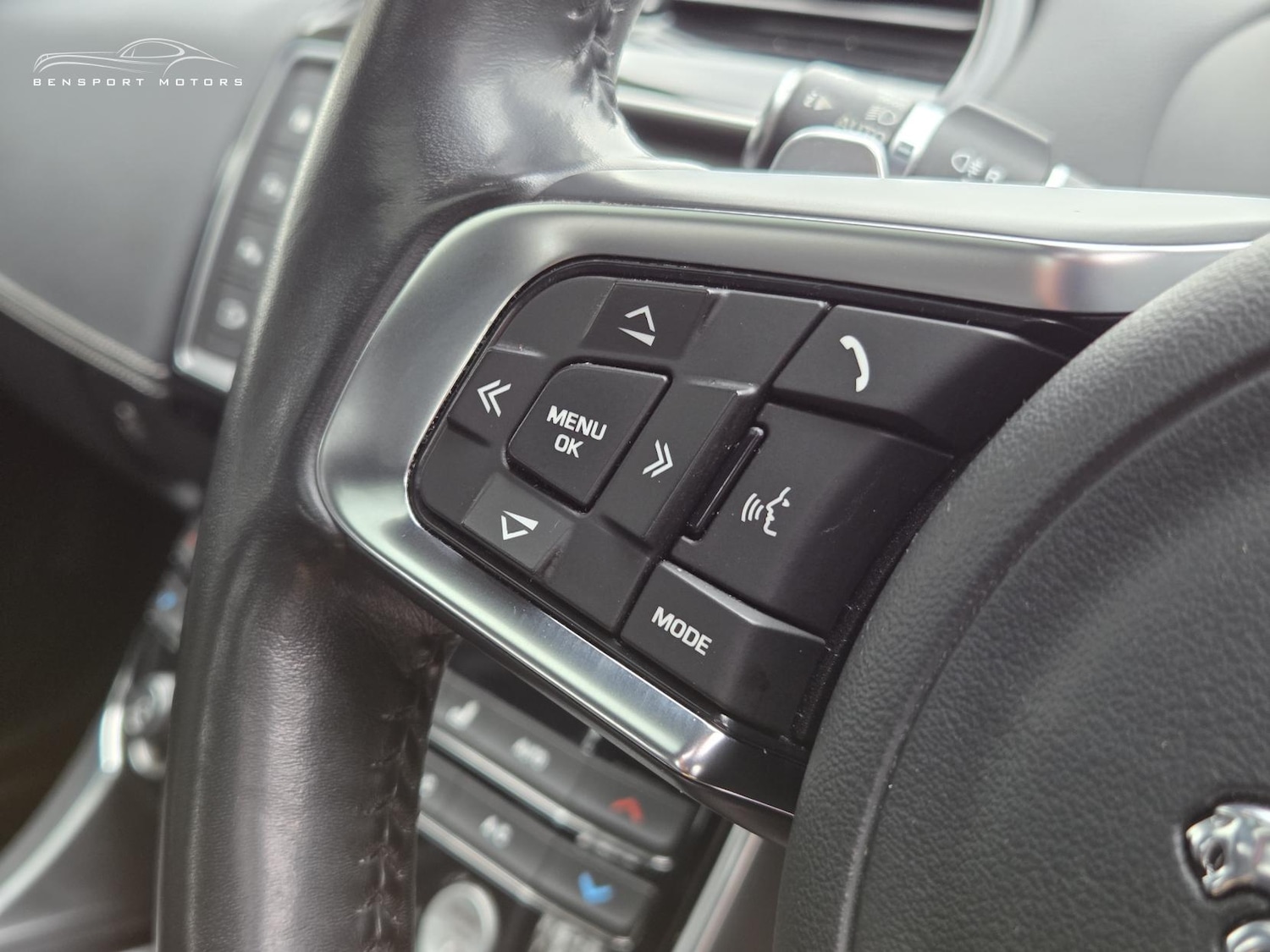 Used Jaguar XE 2017 for sale - 77406508: Photo 20