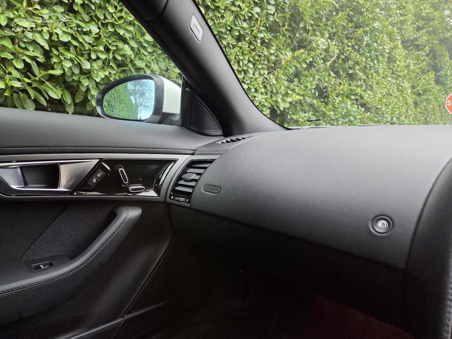 Used Jaguar F-Type 2014 for sale - 77607152: Photo 26