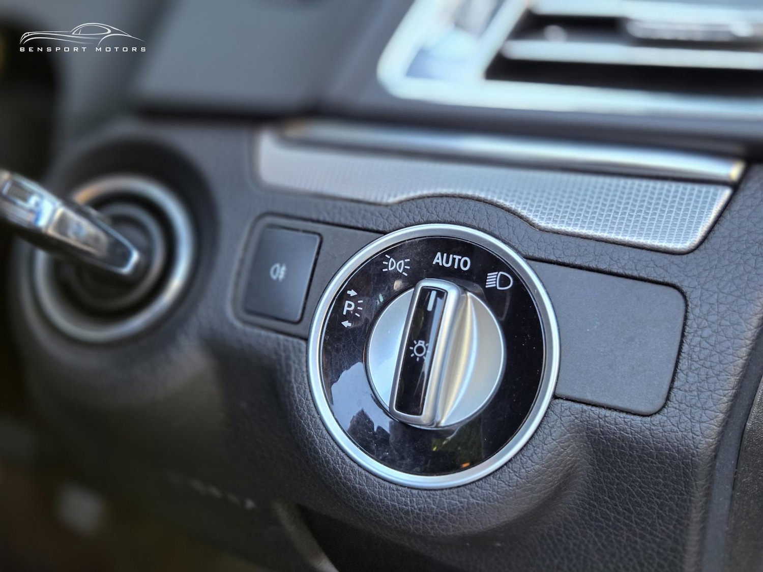 Used Mercedes-Benz E Class 2014 for sale - 77005946: Photo 26