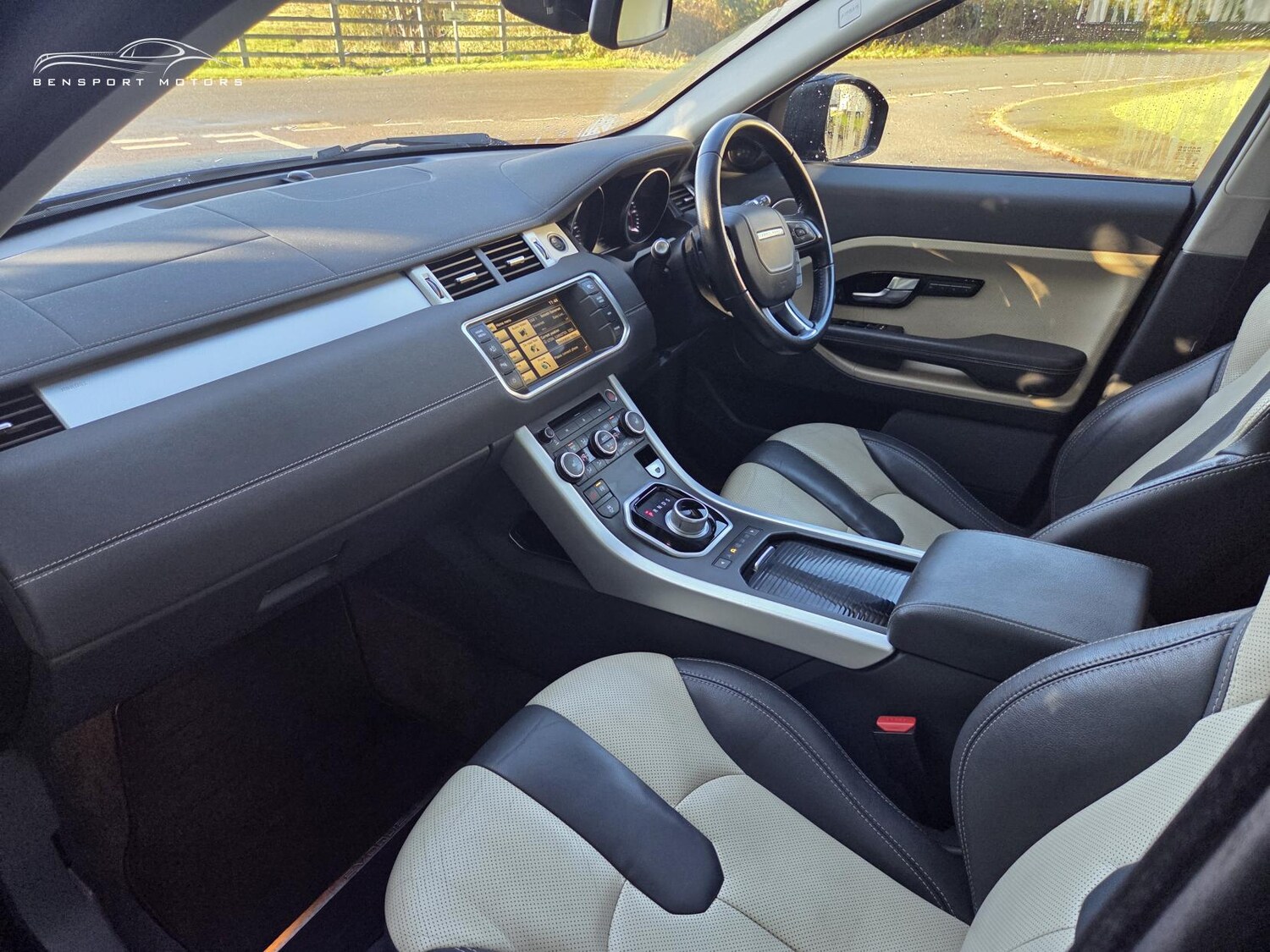 Used Land Rover Range Rover Evoque 2015 for sale - 76796744: Photo 12