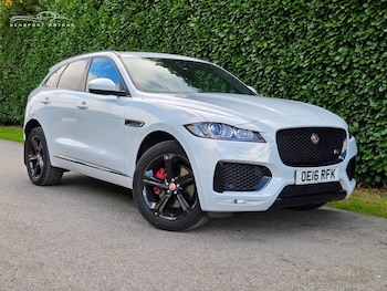 Used Jaguar F-Pace 2016 for sale - 76249408: Photo