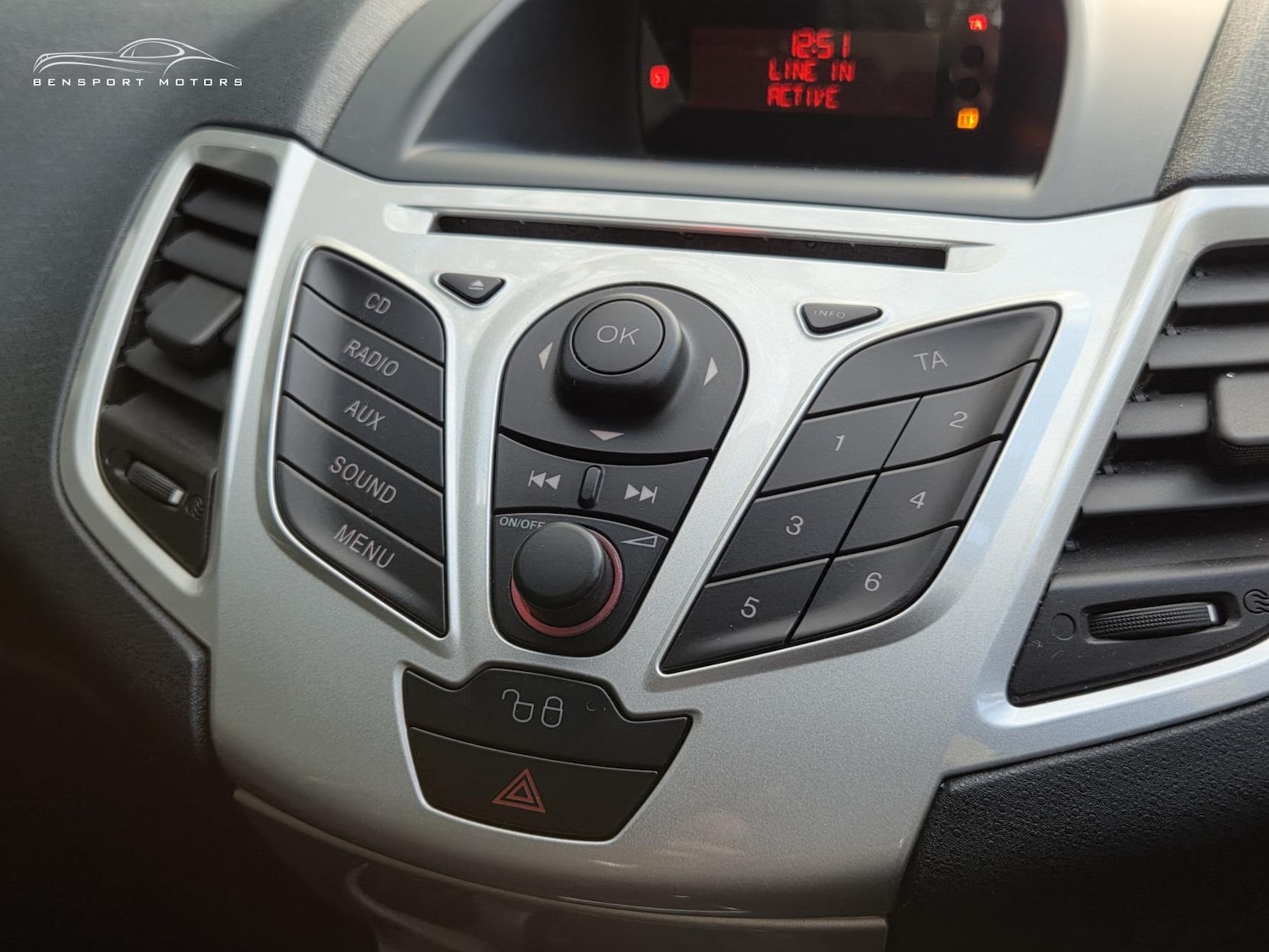 Used Ford Fiesta 2012 for sale - 76696984: Photo 13