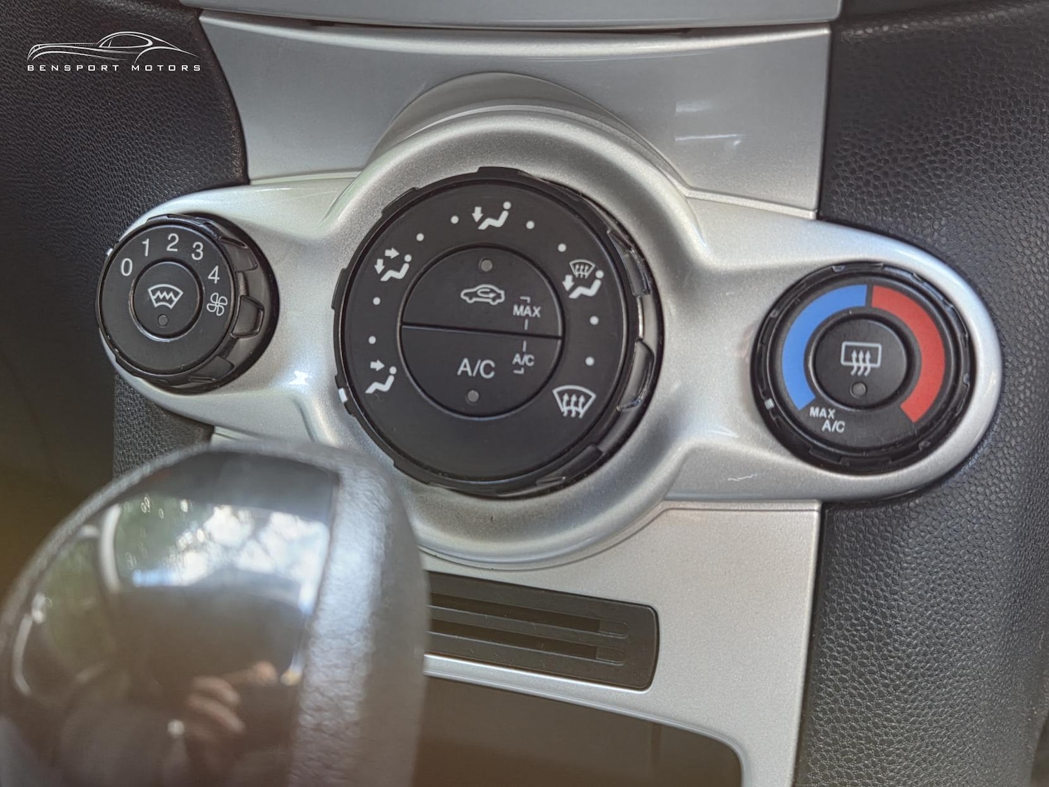 Used Ford Fiesta 2012 for sale - 76696984: Photo 14