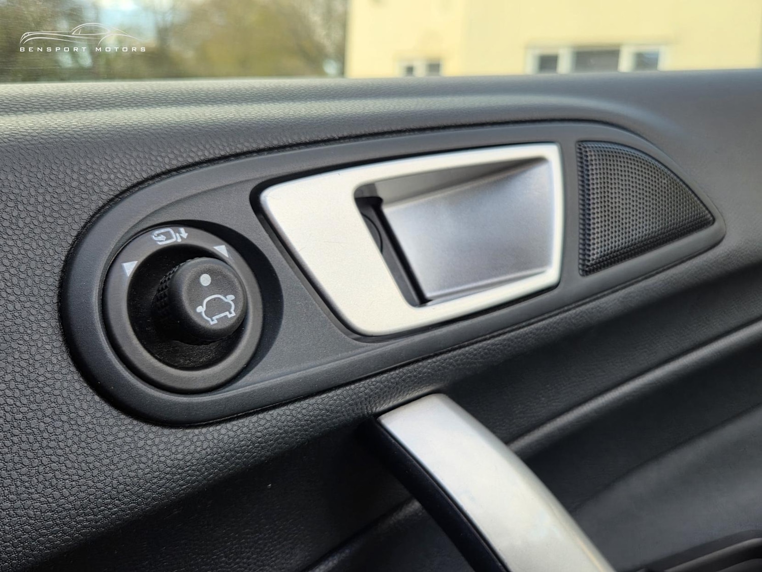 Used Ford Fiesta 2012 for sale - 76696984: Photo 17