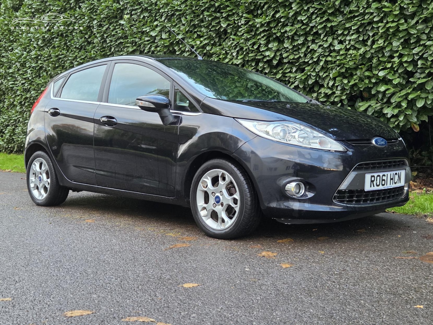 Used Ford Fiesta 2012 for sale - 76696984: Photo 2