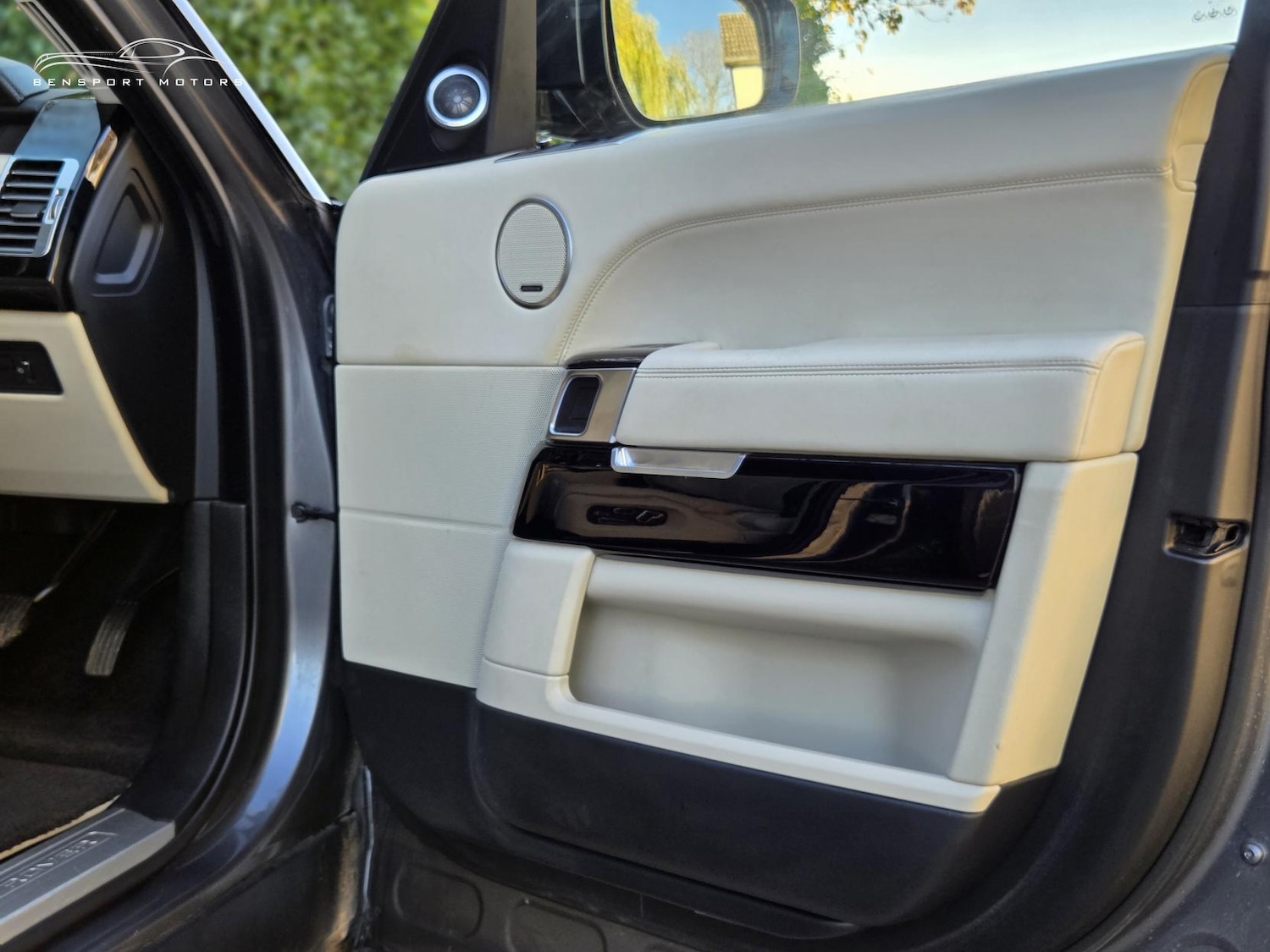 Used Land Rover Range Rover 2014 for sale - 76664905: Photo 25