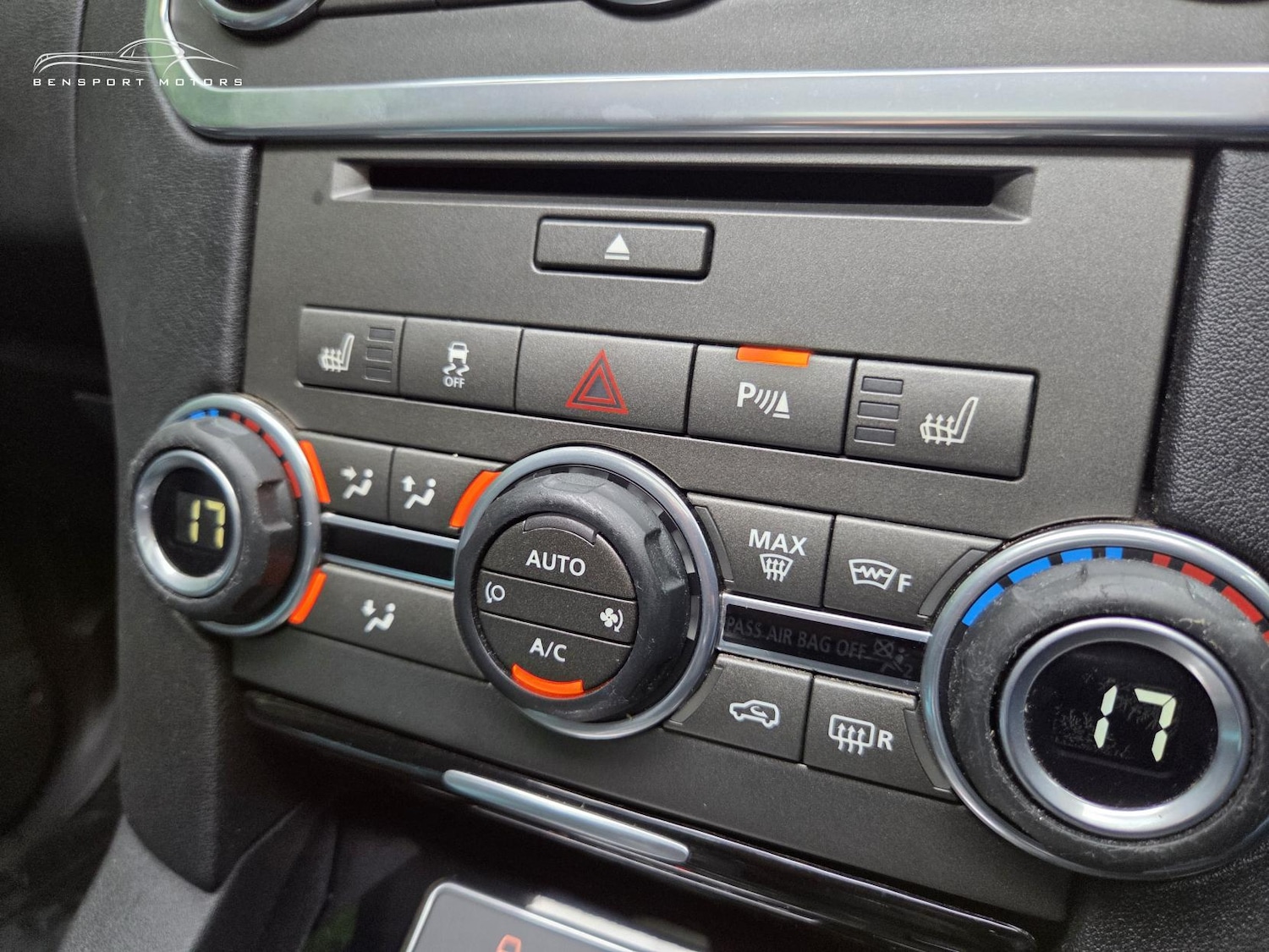 Used Land Rover Discovery 2011 for sale - 76545478: Photo 21