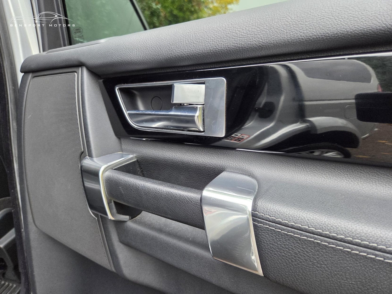 Used Land Rover Discovery 2011 for sale - 76545478: Photo 29