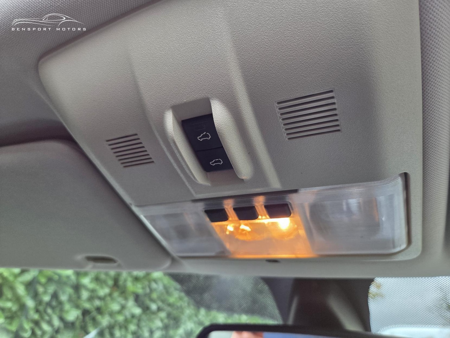 Used Land Rover Discovery 2011 for sale - 76545478: Photo 38