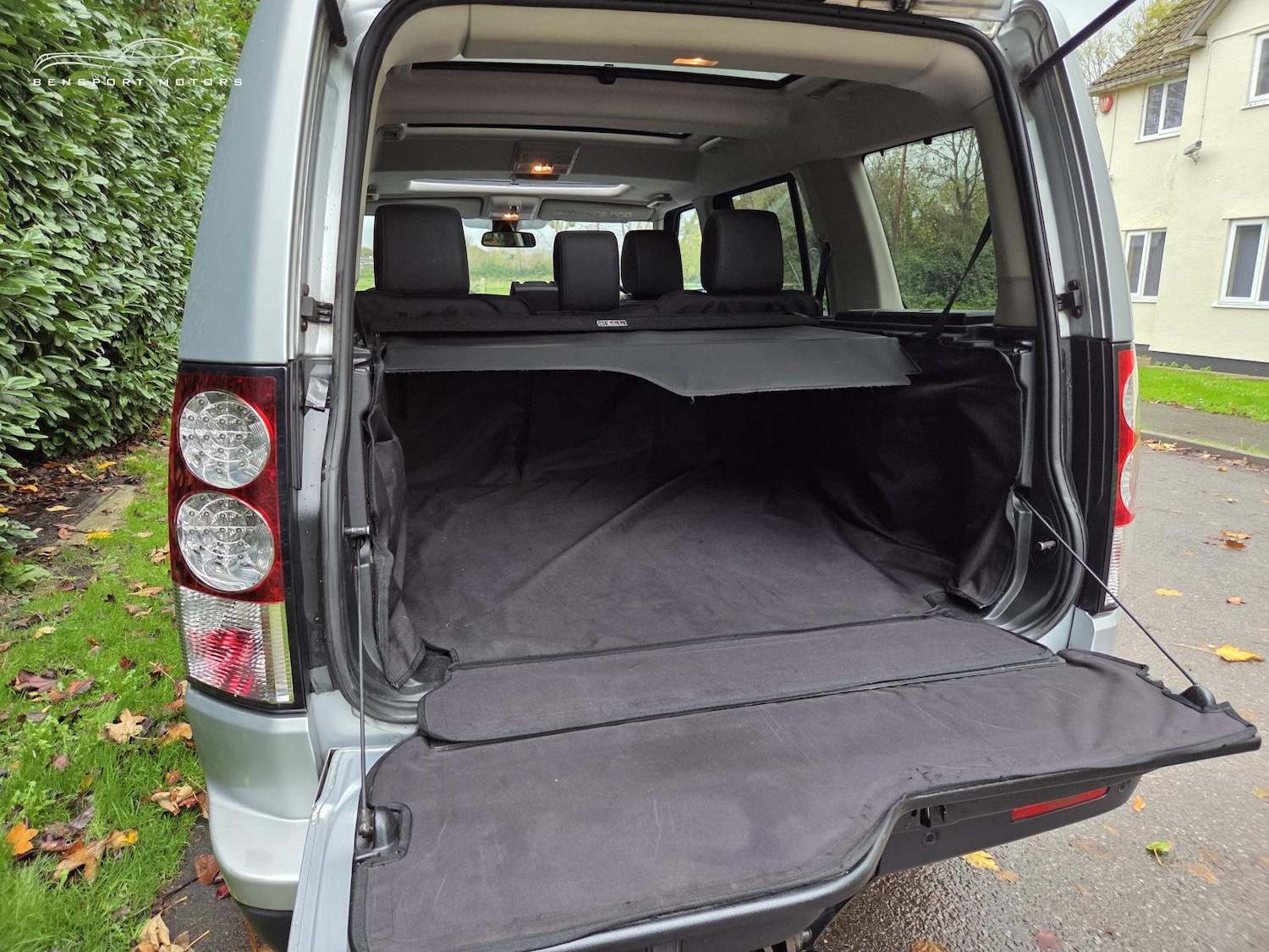 Used Land Rover Discovery 2011 for sale - 76545478: Photo 41